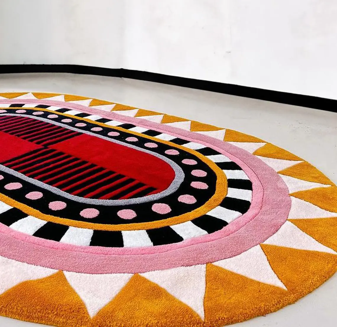 Glint Irregular Hand Tufted Carpet