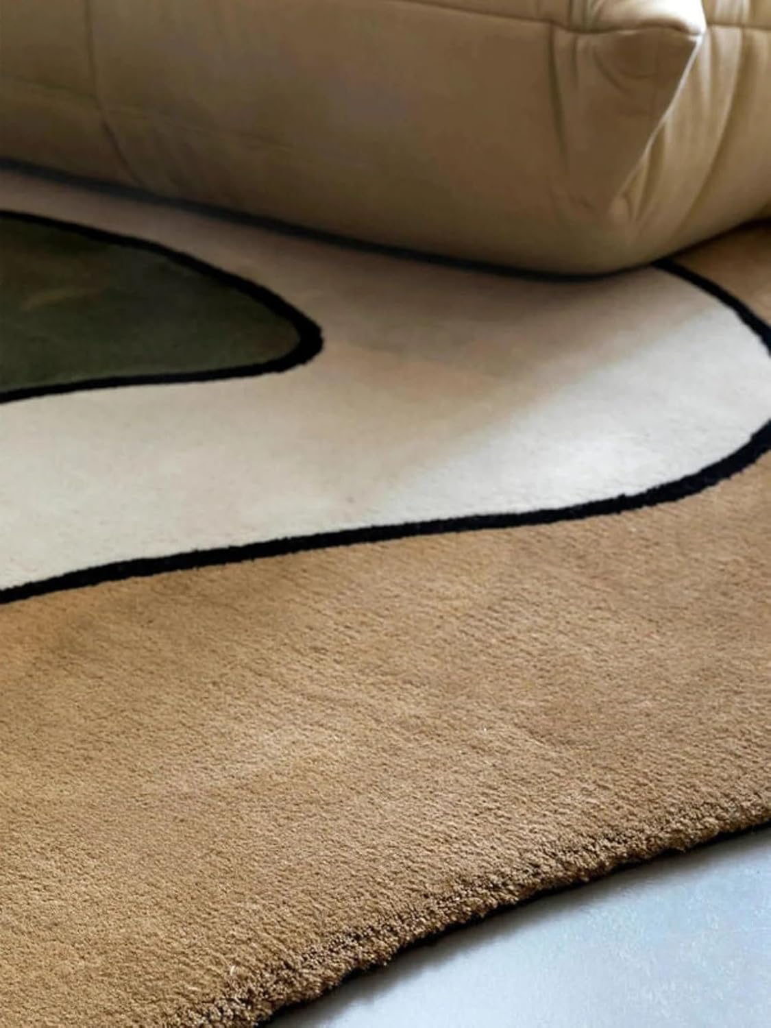 Splash Irregular Hand Tufted Carpet