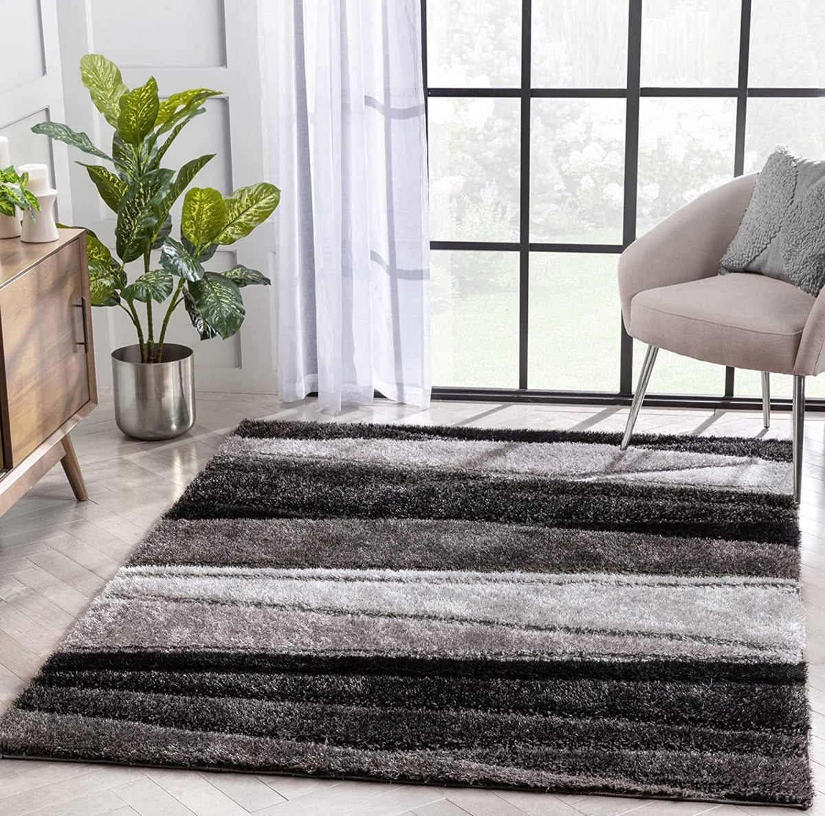 Handcrafted Grey & Black Shaggy Carpet