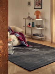 Anthracite



 New Zealand Wool Hand Tufted Rug