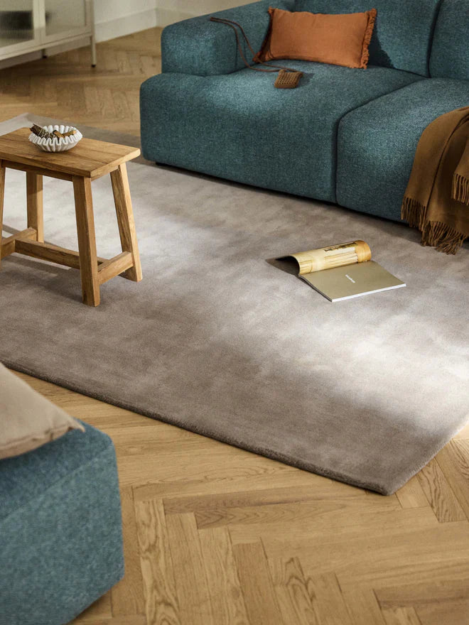 Greige New Zealand Wool Hand Tufted Rug