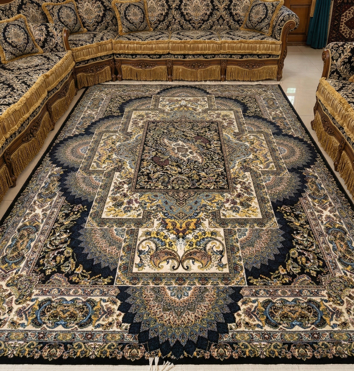 Hannah Iranian Imported 1500 Reeds Black Rug