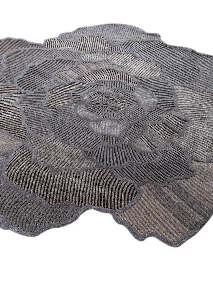 Furryva Round Hand Tufted Carpet & Rug