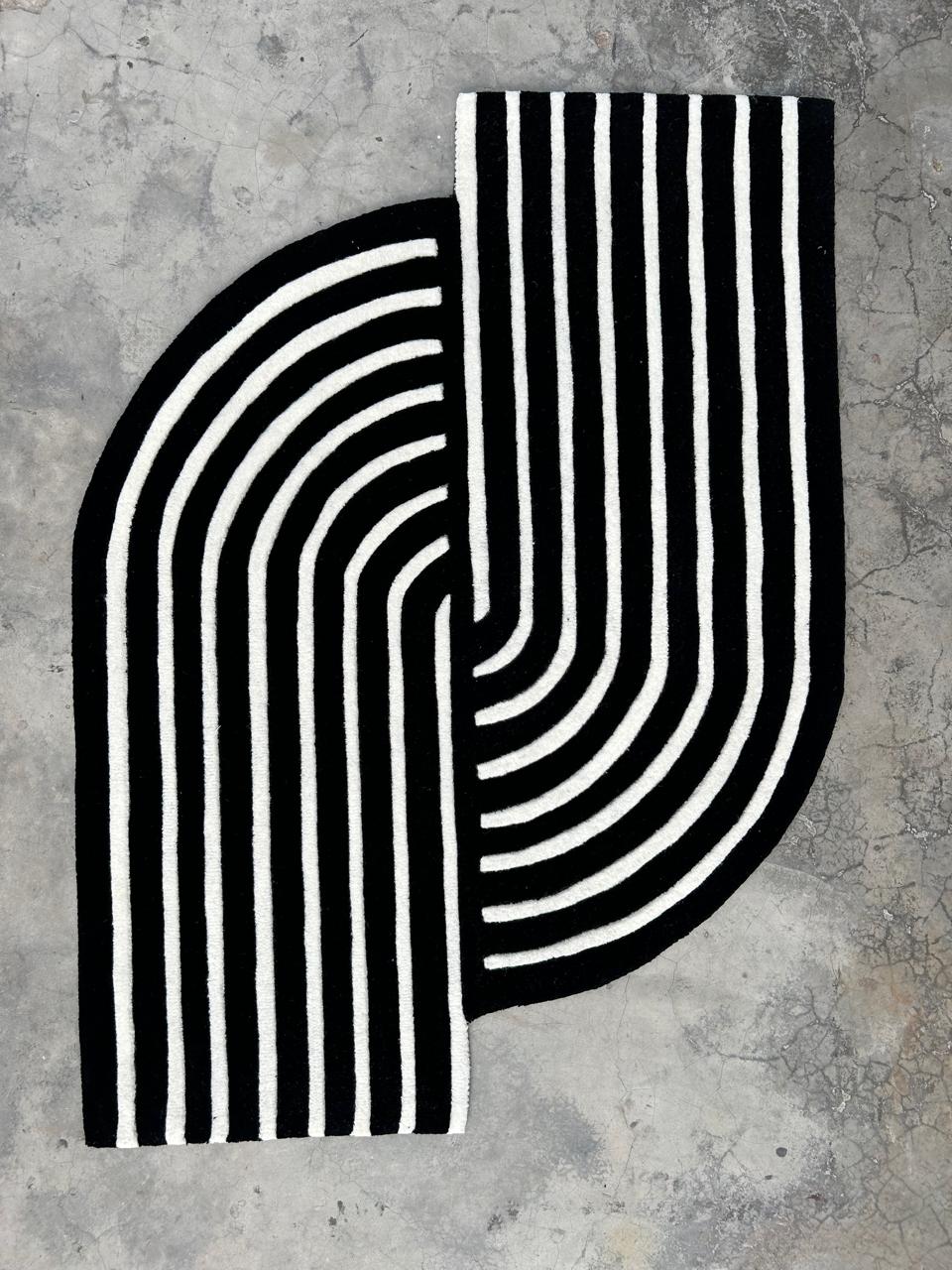 Movement Hand Tufted Area Rug Irregular Shape Carpet