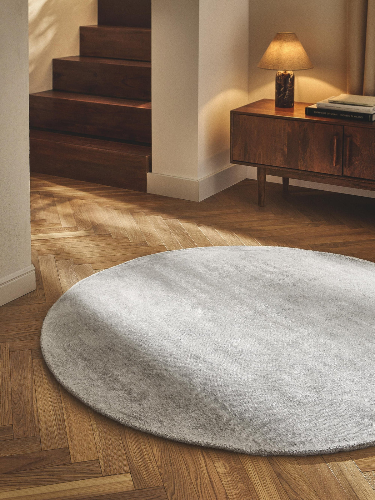 Luna Midnight Round New Zealand Wool Rug