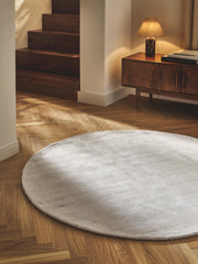 Ivory Round Viscose Silk Hand Tufted Rug