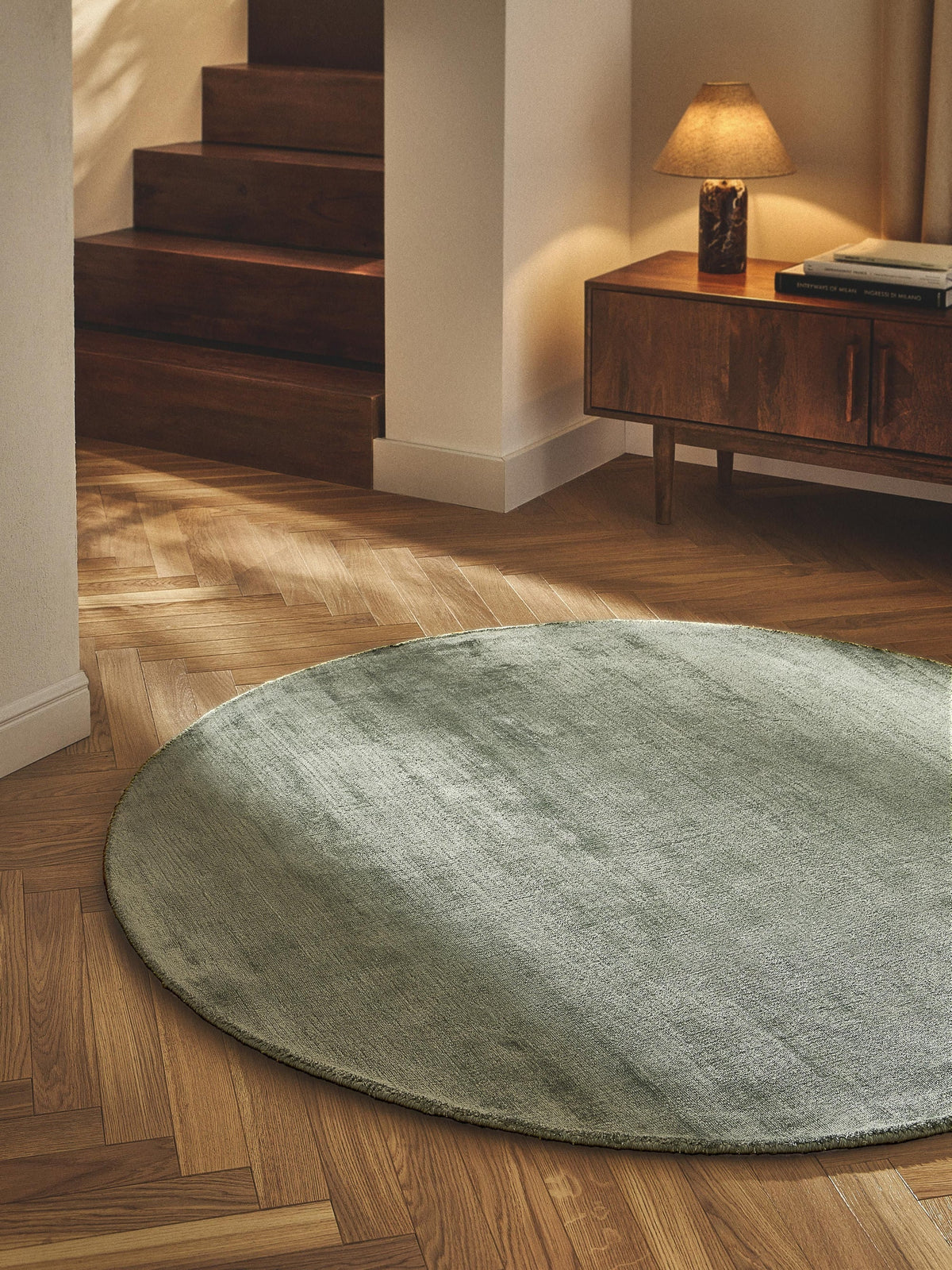 Round Green Viscose Silk Hand Tufted Rug