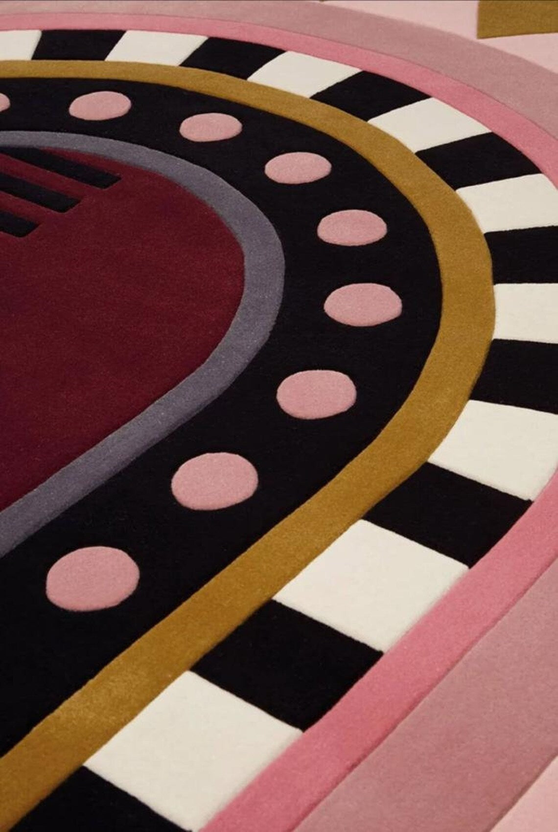 Glint Irregular Hand Tufted Carpet